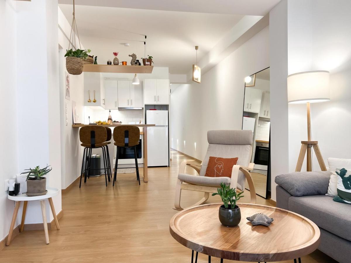 Comfy 2 Bdr Apt In Petralona - Next To Metro Aten Exteriör bild
